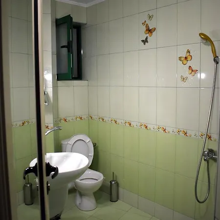 за гости водопада 2*