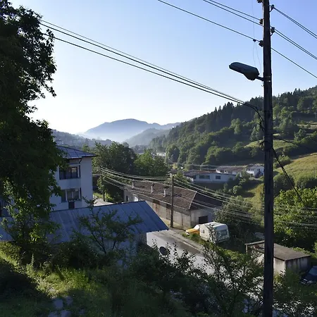 за гости водопада Смолян