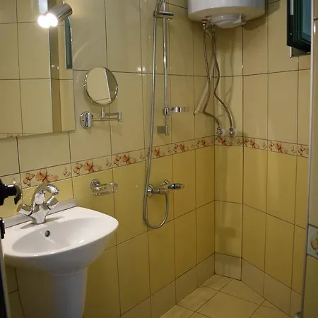 за гости водопада 2*