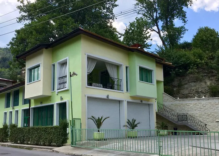 Penzion Guest Waterfall 2*